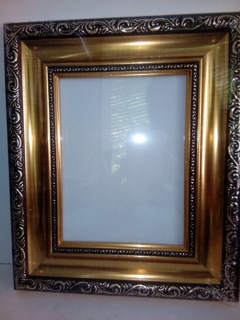 Декоративная рама F5427-YHJ2004 из пластикового багета 30*38см, толщина стекла 2мм ширина багета 5,4см (1шт) цвет:золото/т.коричневый